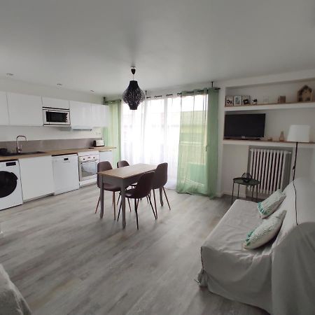 אביניון Appartement Climatise Avec Balcon,Wifi, Proche Remparts מראה חיצוני תמונה